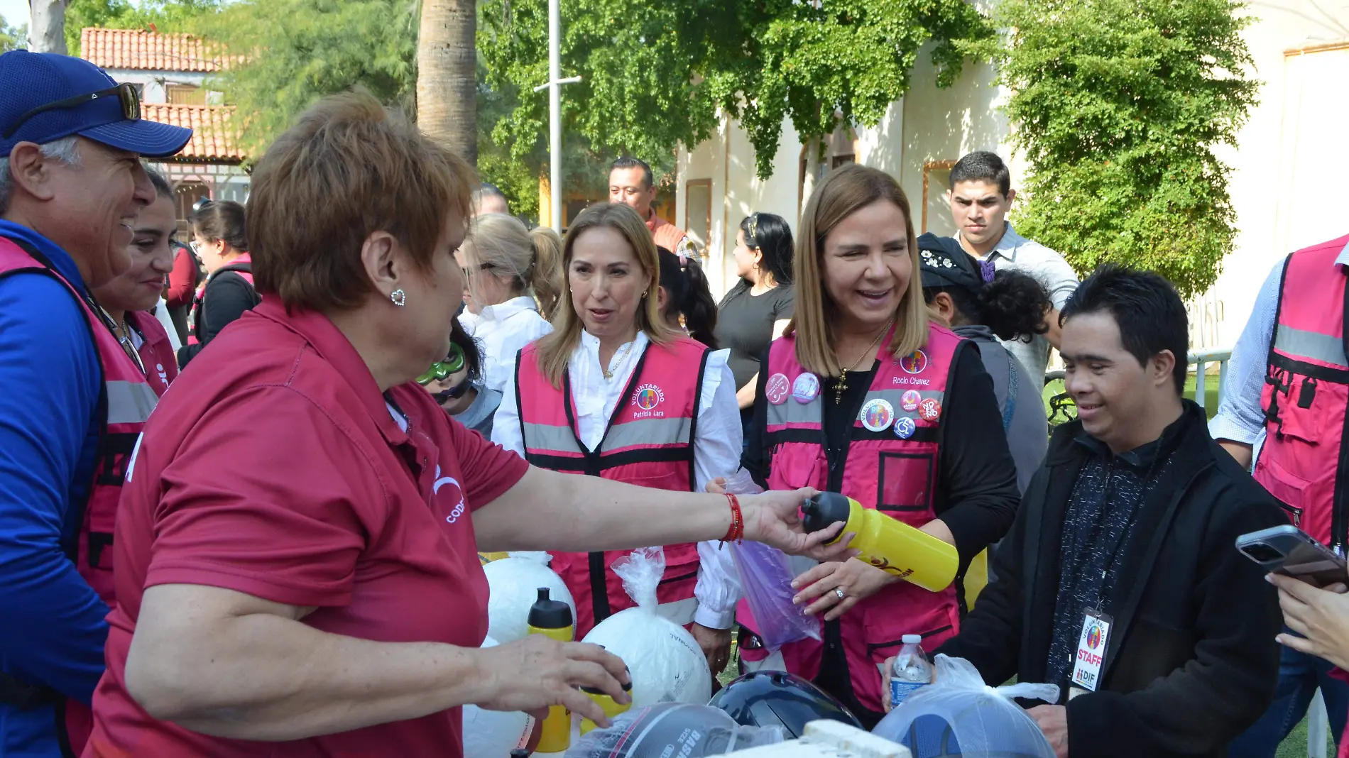 03-12-2022-Bazar navideño DIF Estatal-Cvillalba (21)